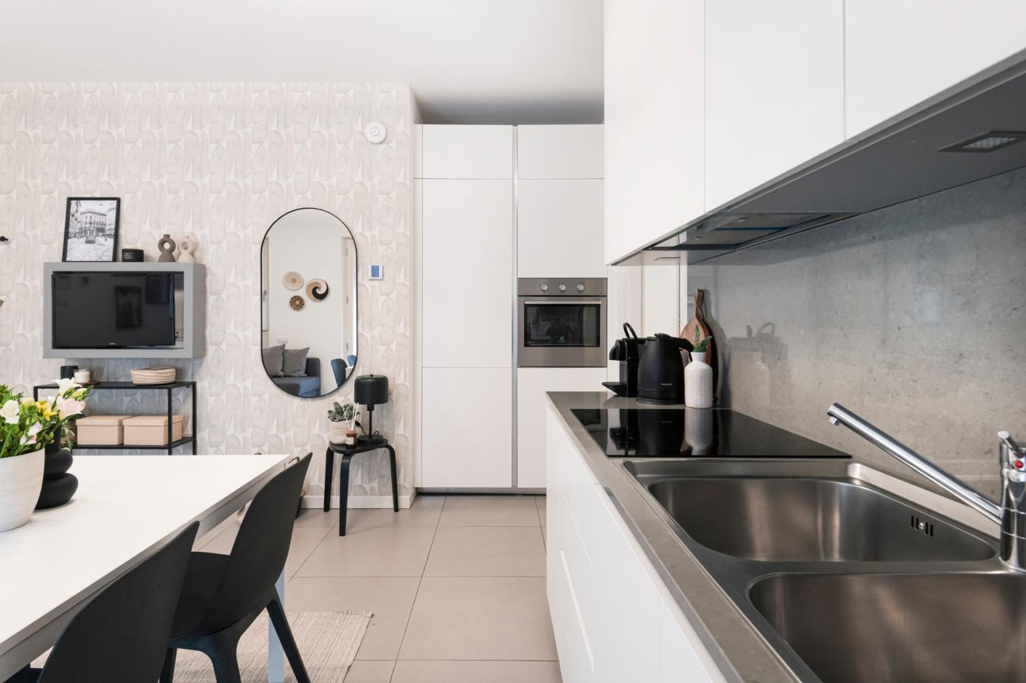 Luxury Apt In Moscova Милан Экстерьер фото